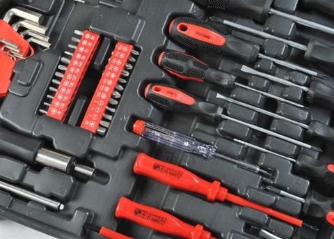 Комплект инструменти 187 части в метален куфар - Technomani