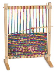 Melissa & Doug – Дървено станче за тъкане Melissa & Doug – Дървено станче за тъкане - Technomani