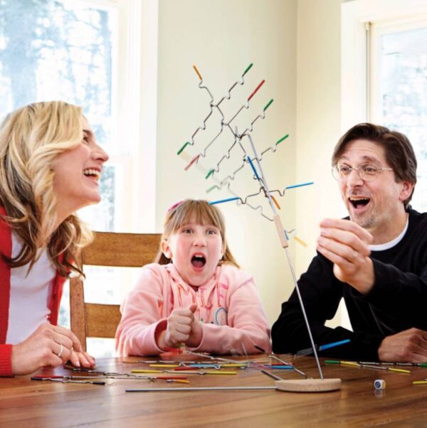 Melissa & Doug – Семейна игра за балансиране – Окачи пръчиците - Technomani