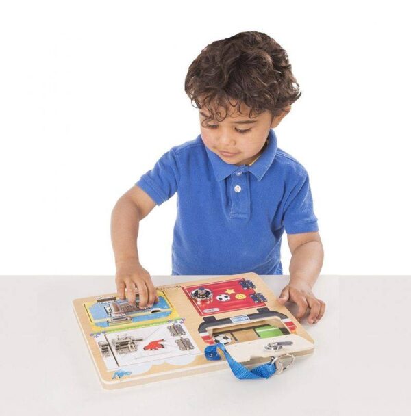 Melissa & Doug – Дървена образователна игра с ключалки – Заключване и отключване - Technomani