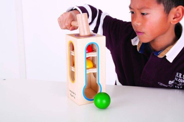 Bigjigs – Дървена играчка – кула с чукче и топчета - Technomani